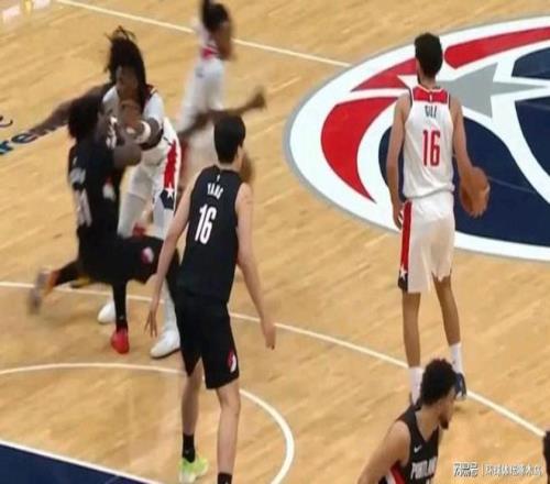 曼联幕后揭,朗尼克加盟,前夕,乐竞体育官网,LEJIN,Sports,足球直播,篮球赛事,体育高清,NBA直播