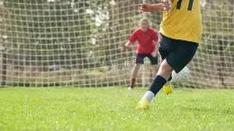 拓展消费基础 促进体育产业高品质发展